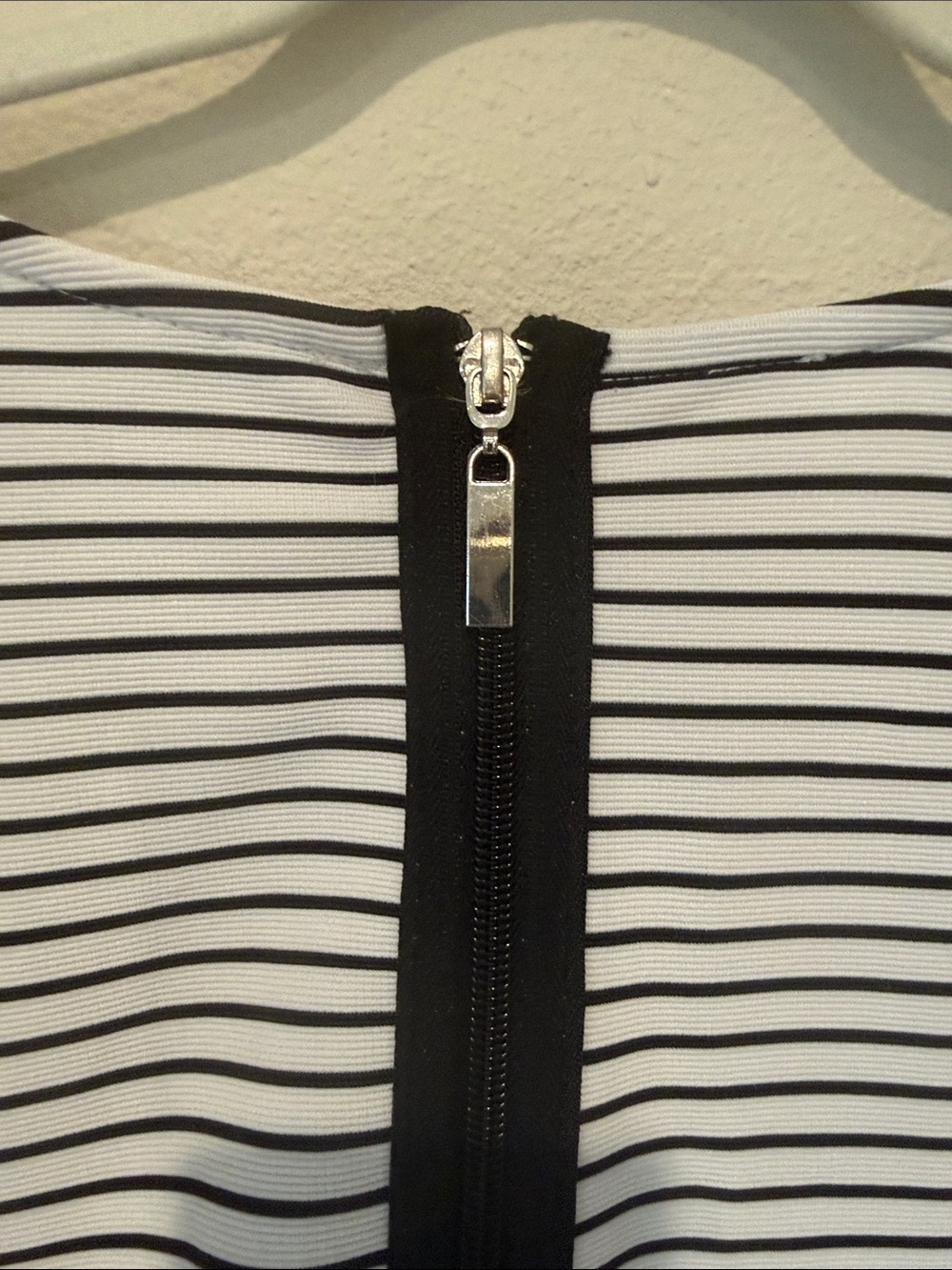 Rose & Olive black and white striped short-sleeve top - Picture 3 of 6